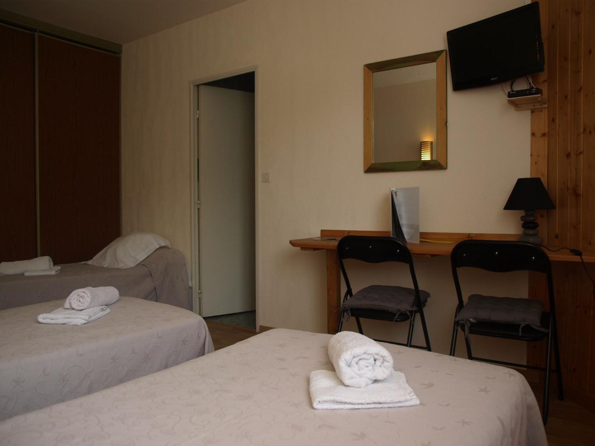 Hotel Complexe Les 4 Saisons Oust Camera foto